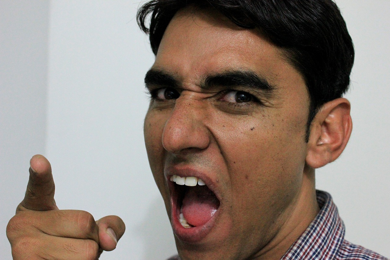 Abusive Relationships – Are You Involved With A Narcissist?