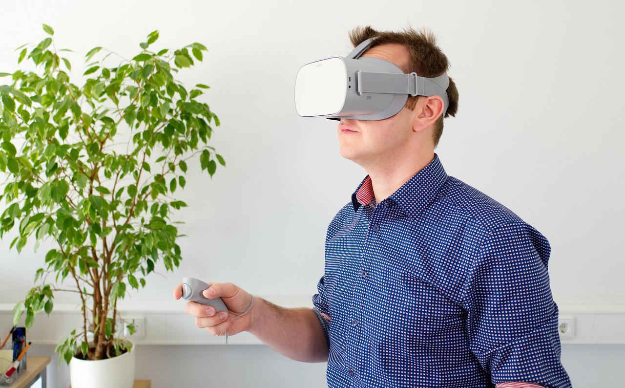 Treating Social Anxiety Disorder with Virtual Reality Therapy